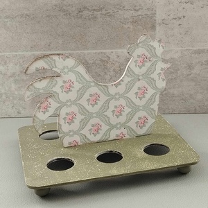 Fa antik hatású húsvéti tojástartó, asztaldísz, tyúk figurás, 16cmx19cm - Meska.hu