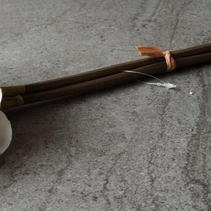 Nárcisz, szálas, selyem dekorációs növény, 4 virágos, 40cm - kellékek & szerszámok - dekorációs kellékek - egyéb kellékek - Meska.hu