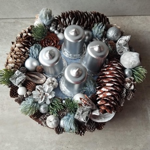 Adventi, karácsonyi jeges varázs asztaldísz, koszorú, 25cm - Meska.hu