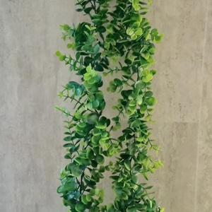 Eukaliptusz, eukalyptus girland, zöld, dekorációs alapanyag, 180cm, Kellékek & szerszámok, Dekorációs kellékek, Egyéb kellékek, Mindenmás, Virágkötés, MESKA