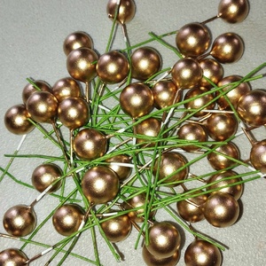 Betűző bogyó, esküvői, adventi, nyári dekorációs termék, több színben, 1cm - Meska.hu