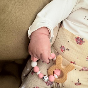 Virágos cumilánc és nyuszis rágóka - baba - mama - baba játékok - rágcsalánc - Meska.hu