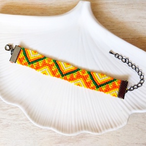 Tavaszi indián karkötő - ékszer - karkötő - fonott karkötő - Meska.hu