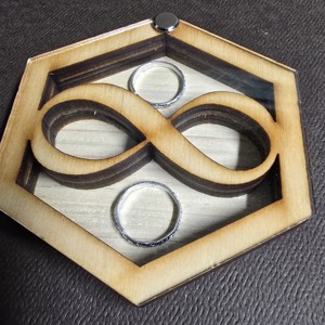 Hexagon gyűrűtartó doboz, végtelen plexivel  - esküvő - kiegészítők - gyűrűtartó & gyűrűpárna - Meska.hu