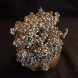 Kézzel készült alumínium dísz: Stílusos Kulcs- és Ékszertartó, Asztaldísz, Ajándék - esküvő - dekoráció - asztaldísz - Meska.hu