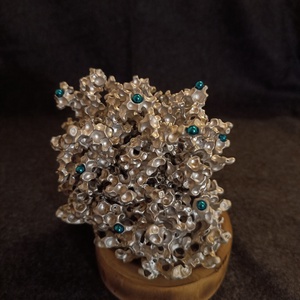 Kézzel készült alumínium dísz: Stílusos Kulcs- és Ékszertartó, Asztaldísz, Ajándék, Esküvő, Dekoráció, Asztaldísz, Famegmunkálás, Fémmegmunkálás, MESKA