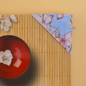 Hagyományos origami daru sarokkönyvjelző, Könyv & Zene, Könyvjelző, Papírművészet, MESKA