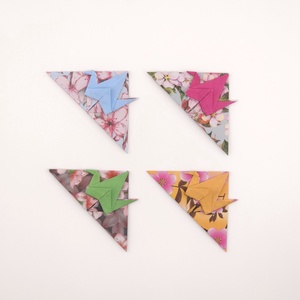 Hagyományos origami daru sarokkönyvjelző - könyv & zene - könyvjelző - Meska.hu