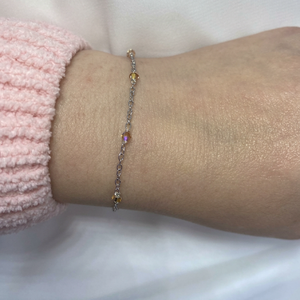 Napfény Csepp karkötő � kézzel készített, borostyán-aranysárga Swarovski kristálygyöngyös, 316L nemesacél lánccal, egyed - ékszer - karkötő - gyöngyös karkötő - Meska.hu
