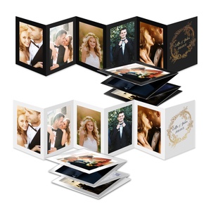 Egyedi 11 fotós Mini Harmonika Fotóalbum - Köszönőajándék / Fénykép album / Menyasszony és Vőlegény nevével 10x7cm-es -  - Meska.hu