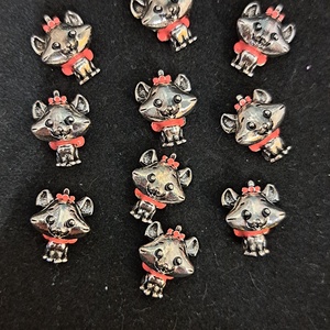 Charm cica - Meska.hu
