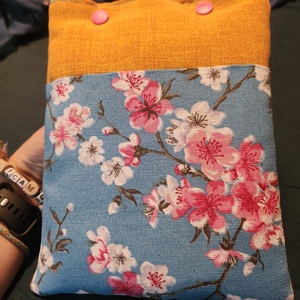 Sakura flow kindle tok, Könyv & Zene, Könyvtok, Varrás, MESKA