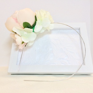 Barack színű boglárkás menyasszonyi, koszorúslány hajdísz, hajráf, tiara -  - Meska.hu