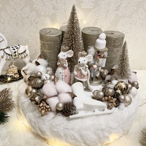 Arany fehér diótörő szőrmés adventi koszorú - karácsony - adventi díszek - adventi koszorú - Meska.hu