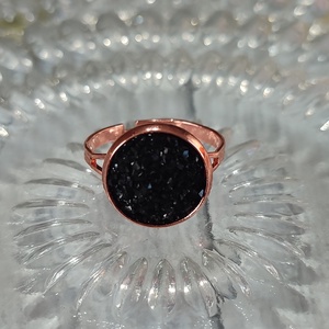 Fekete rosegold gyűrű és fülbevaló - ékszer - ékszerszett - Meska.hu