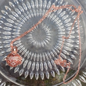 Rosegold angyalhívó nyaklánc - ékszer - nyaklánc - hosszú nyaklánc - Meska.hu