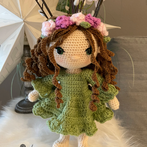 Tünde, a tavaszány - horgolt baba - játék & sport - baba & babaház - baba - Meska.hu