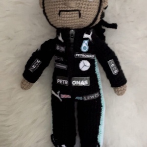 Lewis Hamilton F1 pilóta, Játék & Sport, Plüssállat & Játékfigura, Ember, Horgolás, MESKA