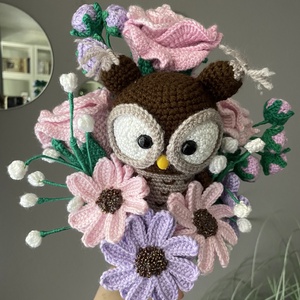 Horgolt virágcsokor ballagásra bagollyal - kézzel készült egyedi ajándék - otthon & életmód - virágdekoráció - virágok - virágcsokor - Meska.hu