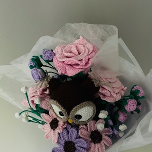 Horgolt virágcsokor ballagásra bagollyal - kézzel készült egyedi ajándék - otthon & életmód - virágdekoráció - virágok - virágcsokor - Meska.hu