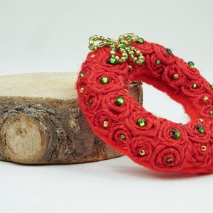 Ünnepi kitűző kenderből - ékszer - kitűző és bross - Meska.hu