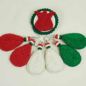 Ünnepi fülbevalópár kenderből - ékszer - fülbevaló - lógó csepp fülbevaló - Meska.hu