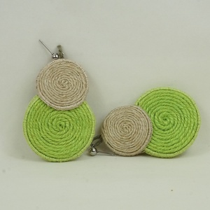 Natúr- almazöld fülbevaló kenderből, Ékszer, Fülbevaló, Lógó fülbevaló, Hímzés, Varrás, MESKA