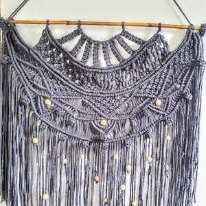 Makramé falidísz félkör 82 x 78 cm SILVER, Otthon & Életmód, Dekoráció, Fali és függő dekoráció, Falra akasztható dekor, Csomózás, MESKA