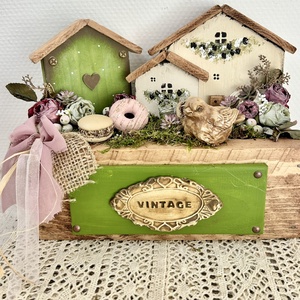 Kézműves vintage dekoráció fa házikókkal 32 x 15 x 35 cm Romantikus virágos életkép, Otthon & Életmód, Dekoráció, Asztal és polc dekoráció, Asztaldísz, Mindenmás, MESKA