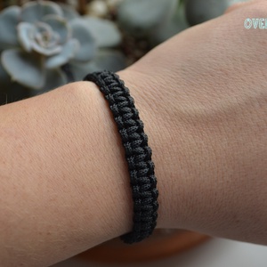 BASIC fekete karkötő - ékszer - karkötő - fonott karkötő - Meska.hu