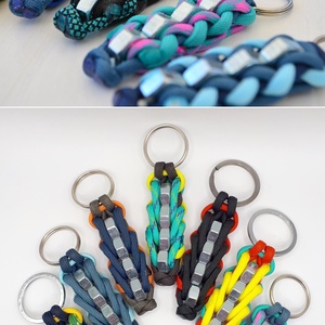 CSAVARgás paracord kulcstartó/visszapillantó dísz - táska & tok - kulcstartó & táskadísz - kulcstartó - Meska.hu