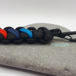 BMW paracord kulcstartó/táskadísz - táska & tok - kulcstartó & táskadísz - kulcstartó - Meska.hu