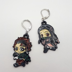 Demon Slayer (Tanjiro+Nezuko) fülbevaló - ékszer - fülbevaló - lógó fülbevaló - Meska.hu