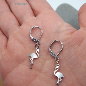 FLAMINGÓ nemesacél fülbevaló - ékszer - fülbevaló - lógó fülbevaló - Meska.hu