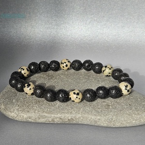 DALMATA ásvány karkötő - ékszer - karkötő - gyöngyös karkötő - Meska.hu