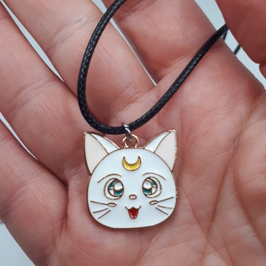 Fehér cicás nyaklánc (Sailor Moon) 1 db, Ékszer, Nyaklánc, Medálos nyaklánc, Ékszerkészítés, MESKA