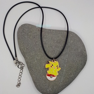 PIKACHU (Pokemon) nyaklánc - ékszer - nyaklánc - medálos nyaklánc - Meska.hu