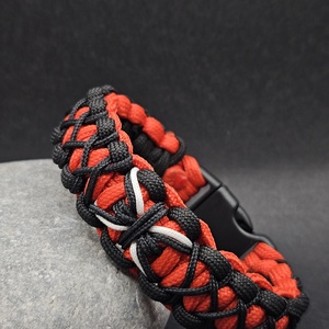 SPIDER EXTRA paracord karkötő, Ékszer, Karkötő, Fonott karkötő, Ékszerkészítés, Csomózás, MESKA