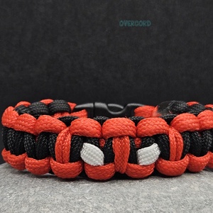 DEADPOOL SLIM paracord karkötő - ékszer - karkötő - fonott karkötő - Meska.hu