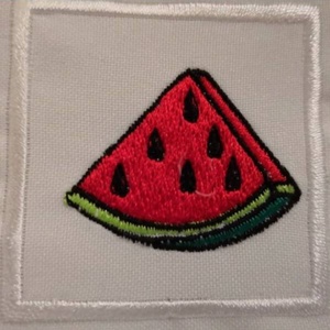 Dinnye szelet felvarrható, hímzett ovis jel több méretben, Játék & Sport, Ovis felszerelés, Óvodai jelek, Varrás, Hímzés, MESKA
