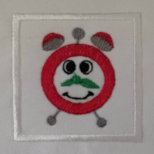 Óra felvarrható, hímzett ovis jel több méretben, Játék & Sport, Ovis felszerelés, Óvodai jelek, Varrás, Hímzés, MESKA