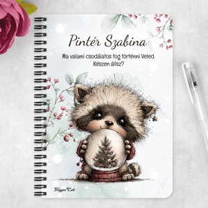 Személyre szabható - Cuki téli mosómaci hógömbbel mintás A5-ös füzet - otthon & életmód - papír, írószer - jegyzetfüzet & napló - Meska.hu