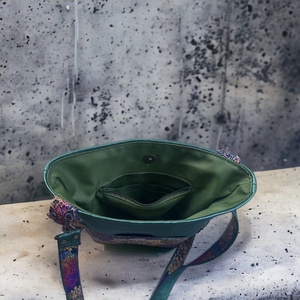 Kecses, elegáns, kényelmes válltáska - táska & tok - kézitáska & válltáska - kézitáska - Meska.hu