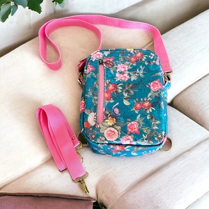 4 funkciós variálható csodás virágmintával - táska & tok - variálható táska - Meska.hu