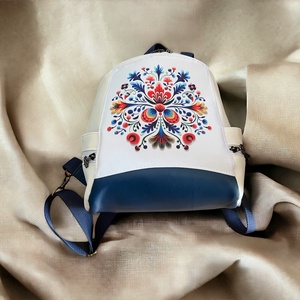 Cuki hátizsák felnőttnek vagy gyereknek egyaránt  - táska & tok - hátizsák - kishátizsák - Meska.hu