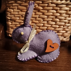 Lila nyúl szívvel, Otthon & Életmód, Dekoráció, Dísztárgy, Varrás, MESKA