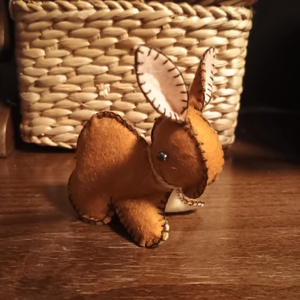 Handmade barna Húsvéti nyúl (lila applikációval) -  - Meska.hu