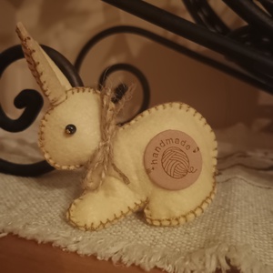 Handmade bézs Húsvéti nyúl - Meska.hu