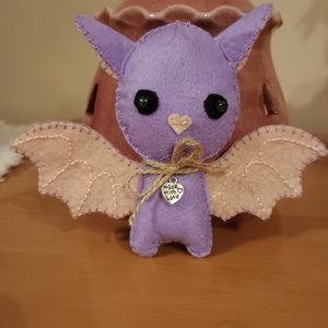 Cuki filc denevér kabala (világos lila) - játék & sport - plüssállat & játékfigura - denevér - Meska.hu
