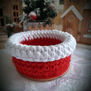 Karácsonyi kosárka, Karácsony, Karácsonyi lakásdekoráció, Ünnepi asztaldekoráció, Horgolás, MESKA